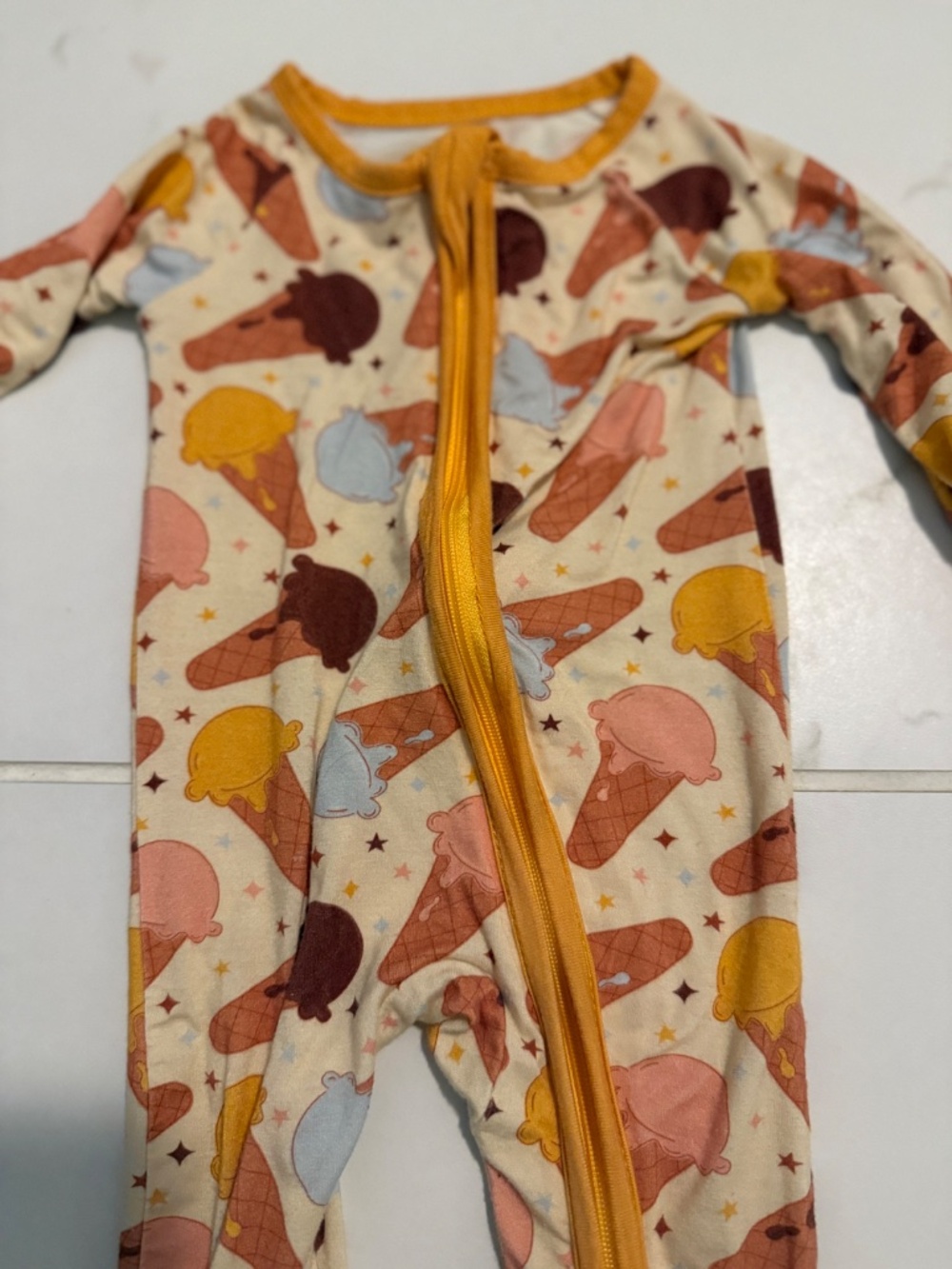 3 little one shop zippies newborn - Picture 3 of 10